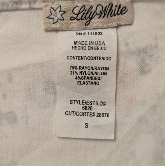 Lily White Floral Skirt with Button Detail - Picture 6 of 8